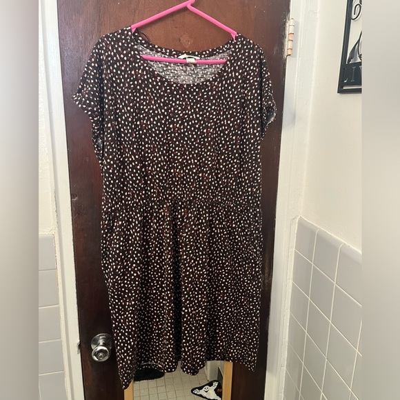 H&M Dresses & Skirts - Cute H&M Dress, XL